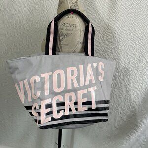 NEW Victoria's Secret 2018 Ltd Edition Striped Tote Weekender Beach Bag